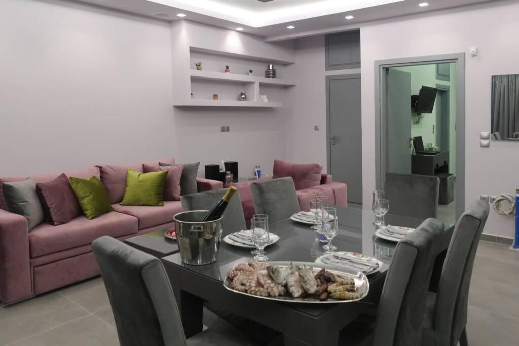 πολυτελεσ διαμερισμα στην αυλιδα ευβοια Apartment